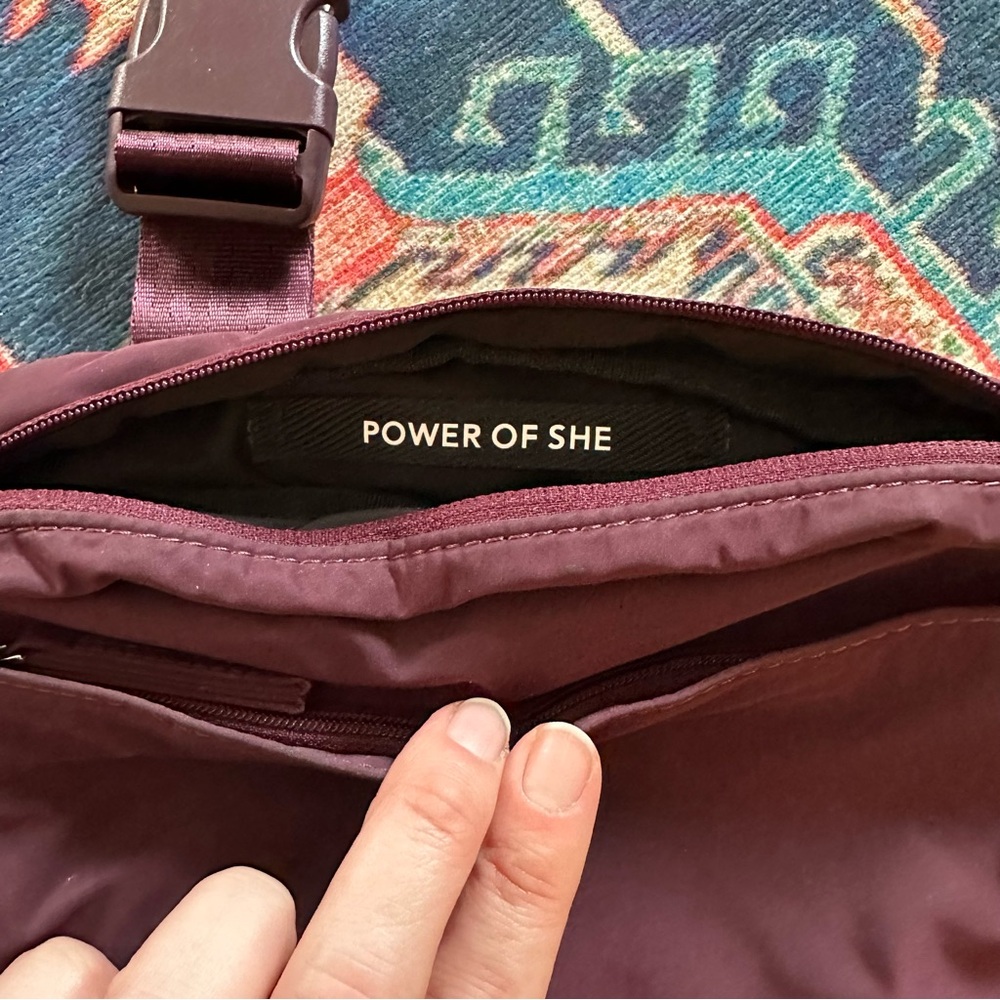 Athleta Belt Bag - Picture 4 of 8